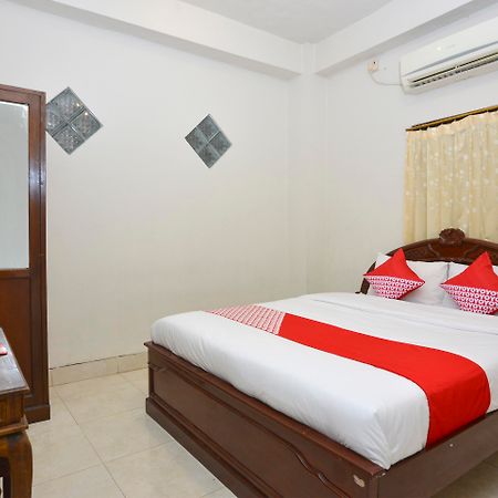Oyo 586 Hotel Wijaya Kalasan Exterior foto