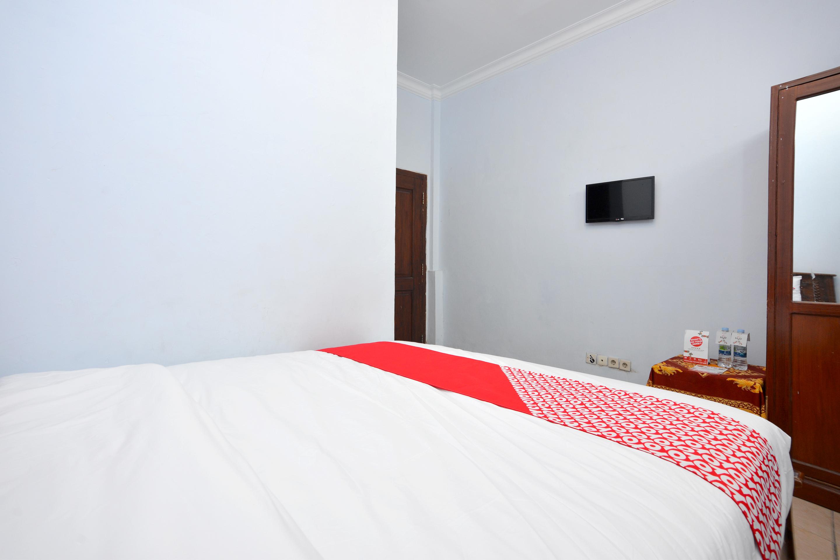 Oyo 586 Hotel Wijaya Kalasan Exterior foto